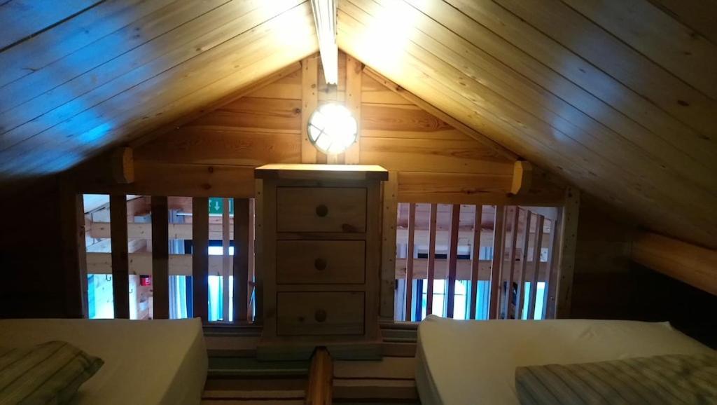 'Monktonmead Lodge' In Secluded Setting, With Private Indoor Pool. Ryde Kültér fotó