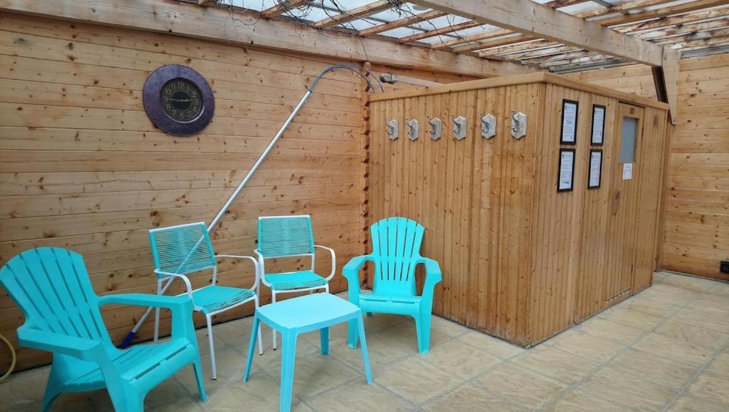 'Monktonmead Lodge' In Secluded Setting, With Private Indoor Pool. Ryde Kültér fotó